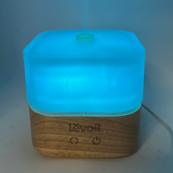 Levoit Ultrasonic Essential Oil Diffuser Aromatherapy EO Mist Vapor - Picture 6 of 10
